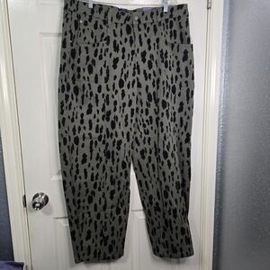 Men's Black and Gray Patterned Chinos